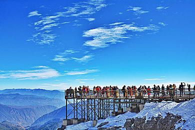 Steam每日特惠：复古恐怖FPS《DUSK》半价